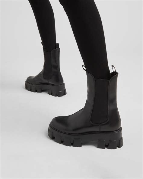 prada stiefel schwarz|Schwarz Stiefeletten Aus Leder .